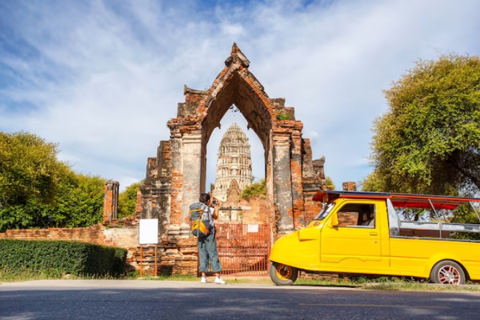 Taking the tuk-tuk, one of the main means of transport in Ayutthaya
