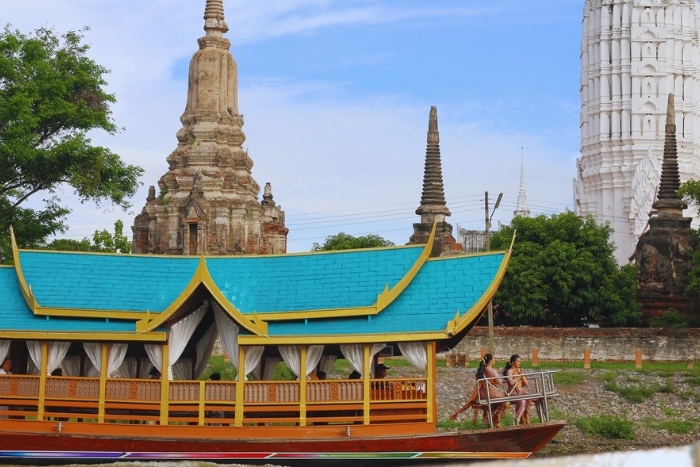 A cruise on the Chao Phraya River