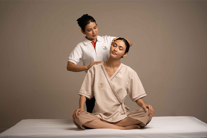 Enjoy Traditional Thai Massage in 36h in Bangkok