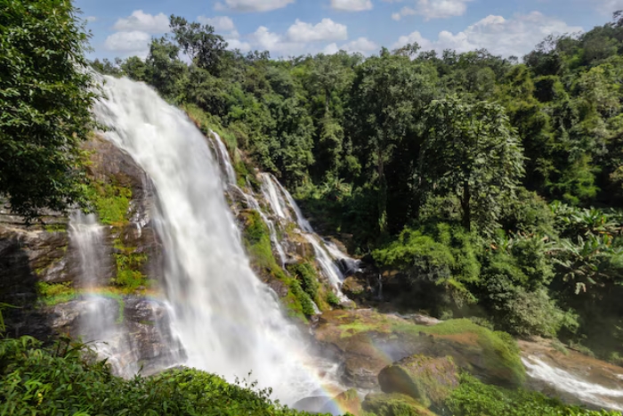 Wachirathan Waterfall in Chiang Mai is one of the ideal places to escape the heat