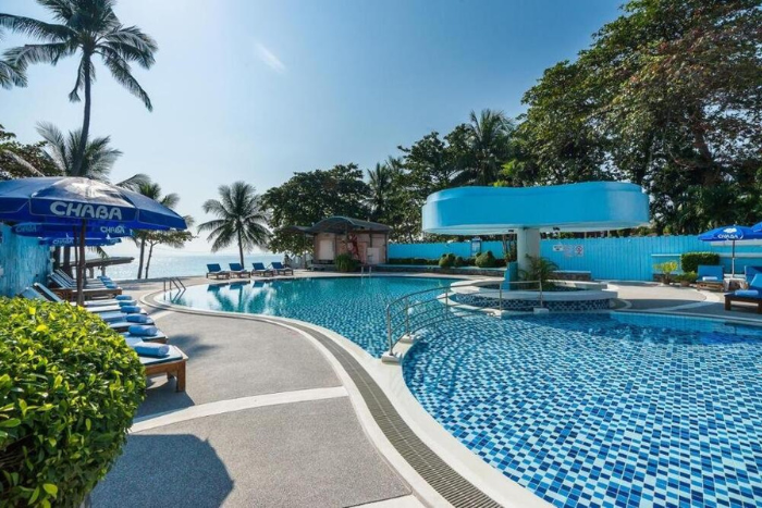 Where to stay in Koh Samui for a quick and easy way to get to the beach? Matcha Samui Resort is an ideal option!