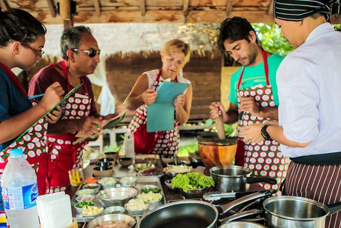 Thing to do in Koh Lipe with kids