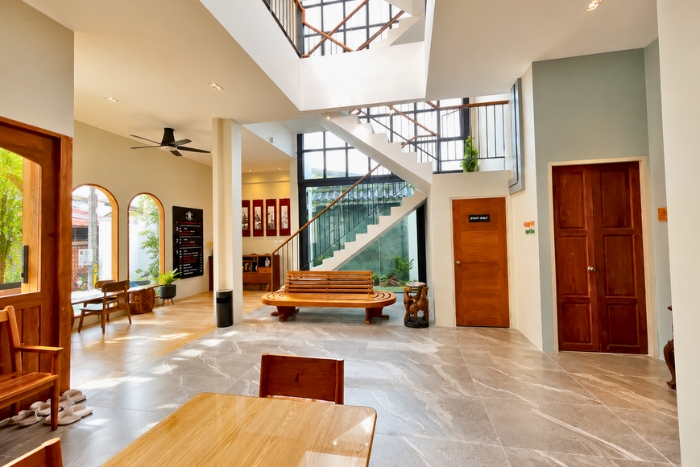 Staying at Alleyhill Phuket Hotel during your trip to Phuket