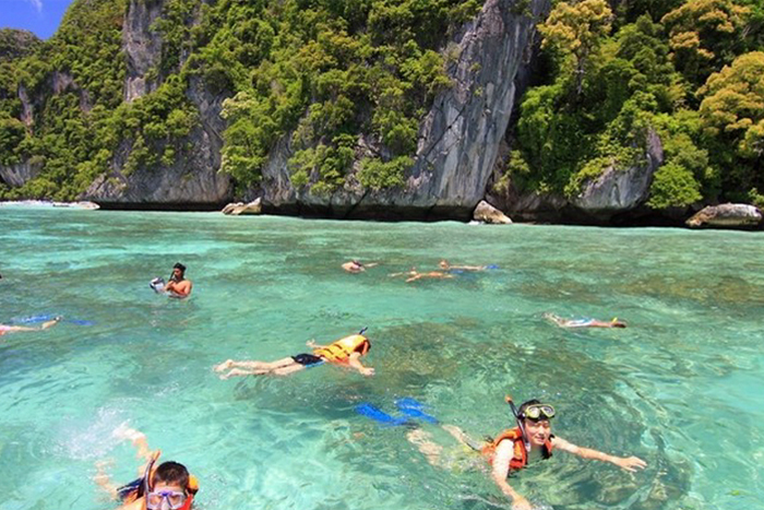 Snorkeling in Phi Leh Lagoon - colorful coral reef in Krabi