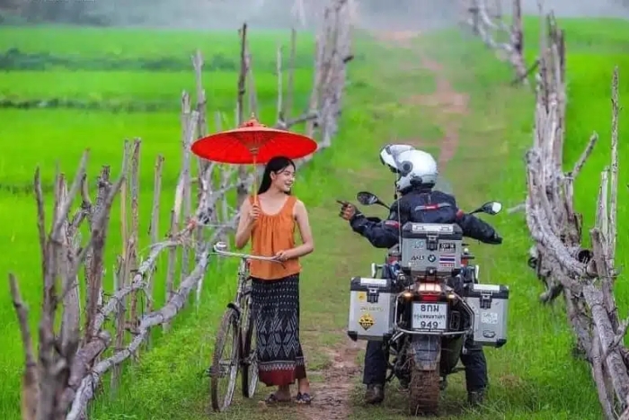 Meet local communities in yout Thailand motorbike tour