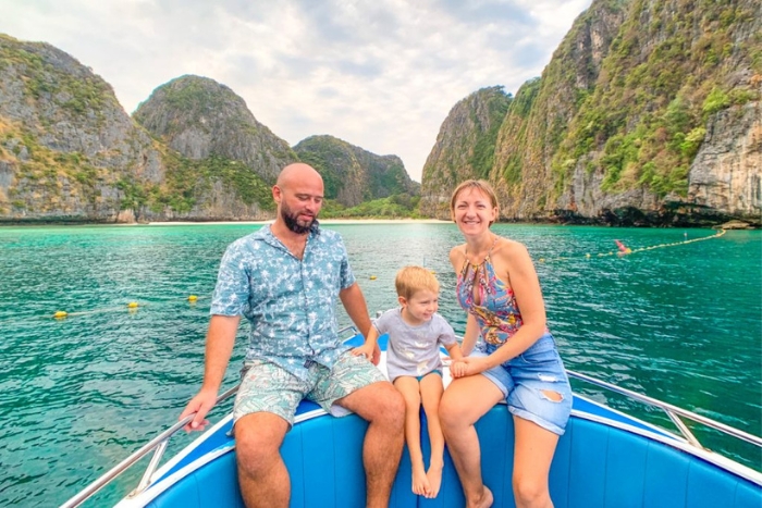 Enjoy a family cruise experience in Koh Phi Phi