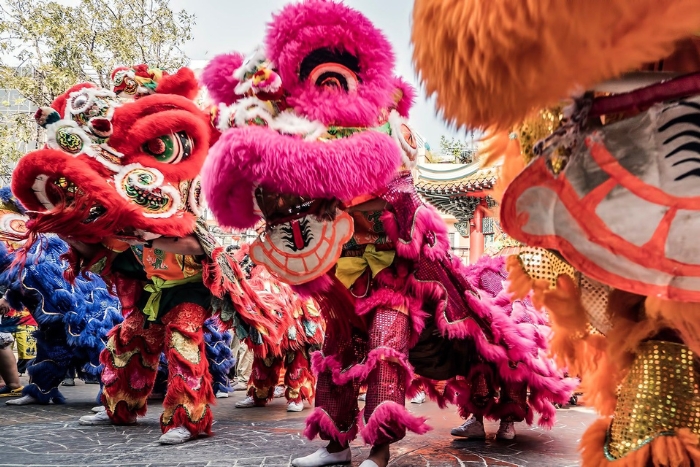 Immerse yourself in the vibrant Lunar New Year atmosphere in Bangkok&rsquo;s Chinatown