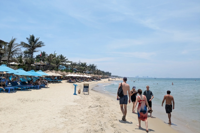 An Bang Beach for relaxing in Vietnam summer vacation with family