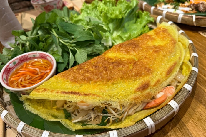 Bánh xèo at Bep Me In