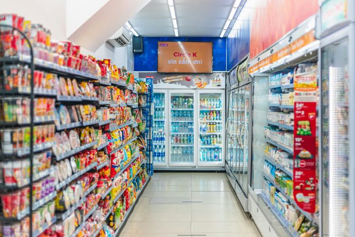 Other cities in Vietnam also have many convenience stores