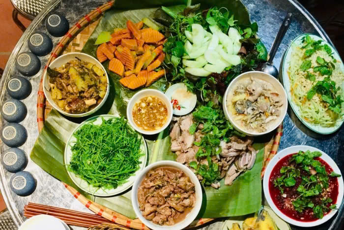 Cay Me Restaurant - One of the best restaurants in Ba Be