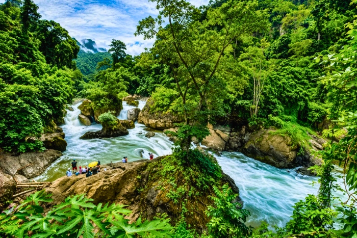 At the heart of Dau Dang Waterfall - A vibrant and authentic experience