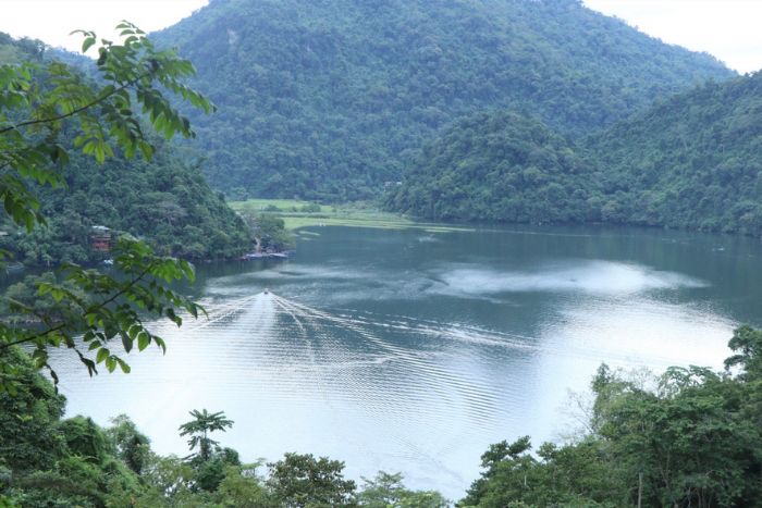 The Ba Be rainy season generally runs from April to October