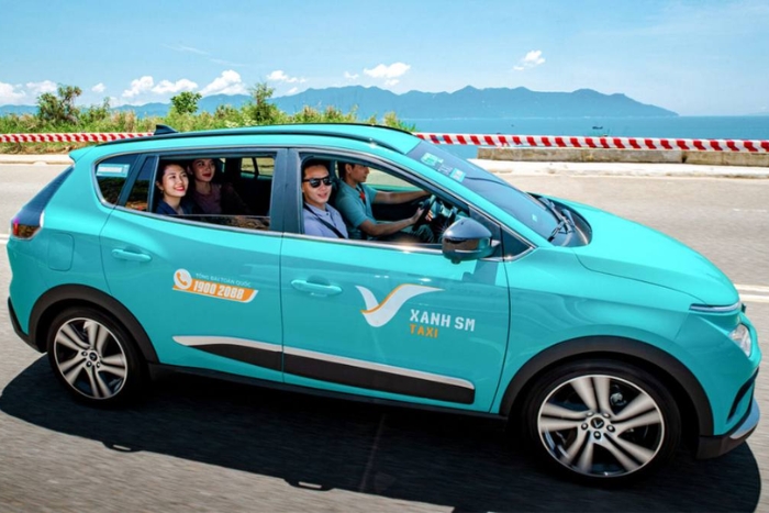 Taxi, a convenient and accessible local transport in Ben Tre