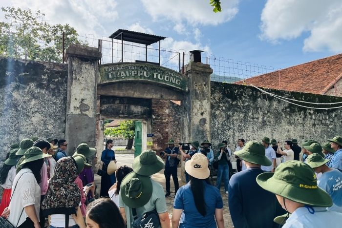 Exploring Con Dao Prison – History in Con Dao in 1 day