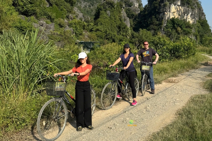 Cycling through the rice fields in Pu Luong