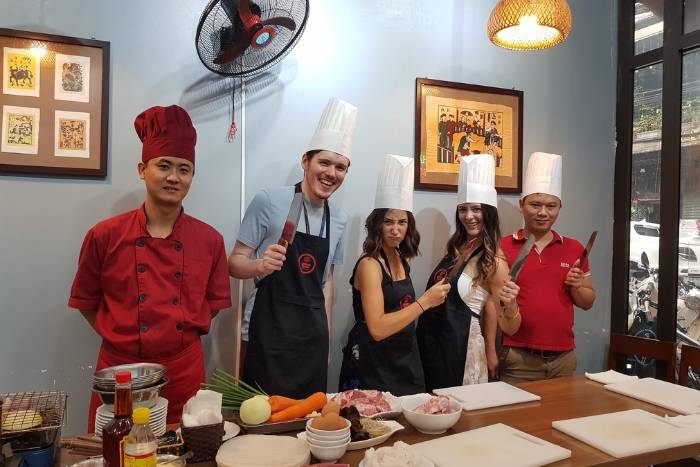 Participate in cooking class in Hoang's restaurant