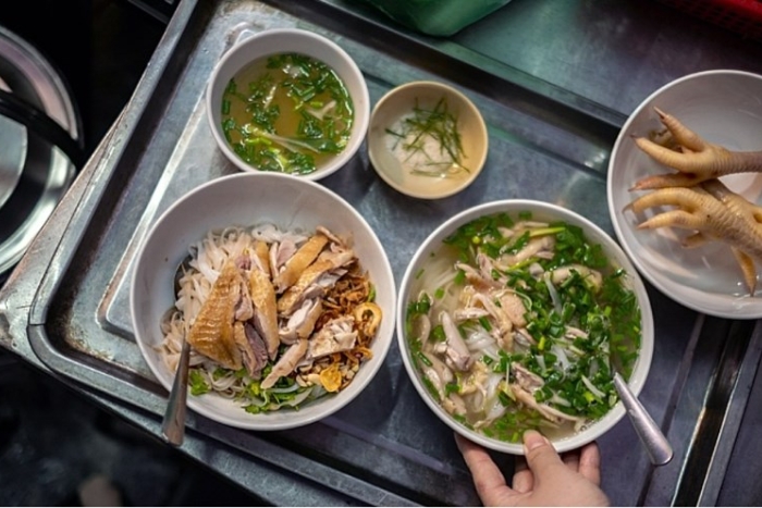 Pho Ga Nguyet – a renowned address in Hanoi