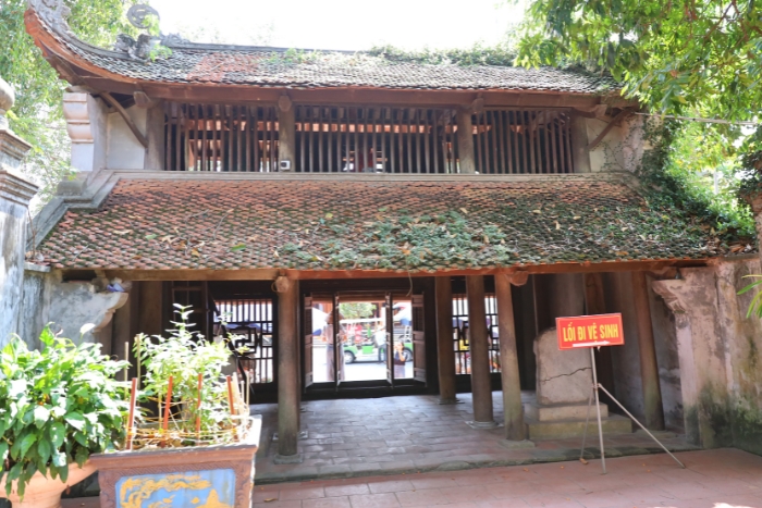 Mia Pagoda in Duong Lam ancient village