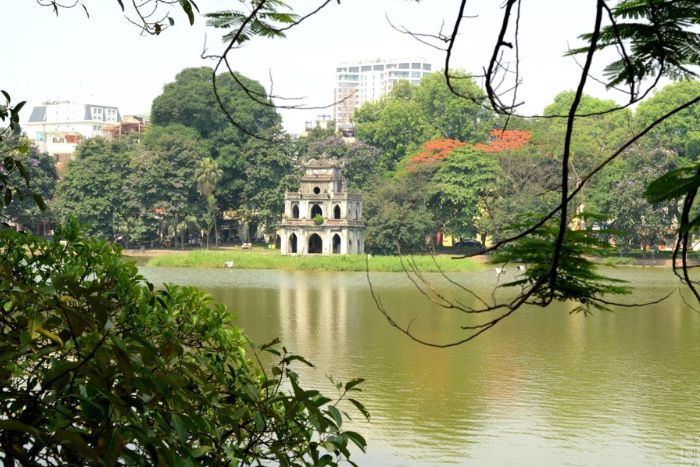 Hoan Kiem Lake is a haven of peace in the bustling heart of Hanoi