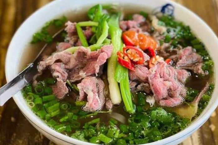 Pho Suong is a pho restaurant in Hanoi with a family atmosphere
