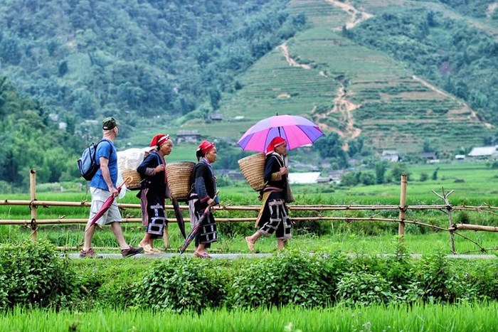 Ta Phin Village