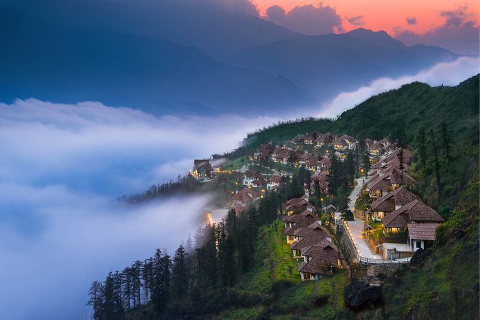 Ville De Mont overlooking the mountains