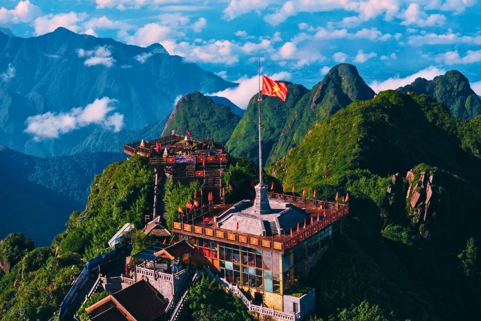 Fansipan summit - part of your Sapa itinerary