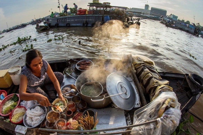Floating market Cai Be, Tien Giang, Vietnam