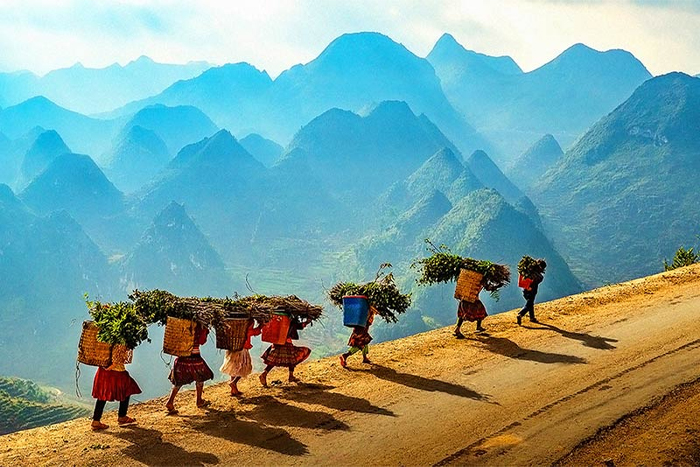 Explore the Ha Giang Loop
