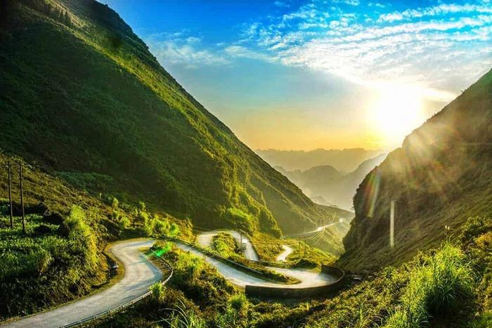 Ma Pi Leng Pass