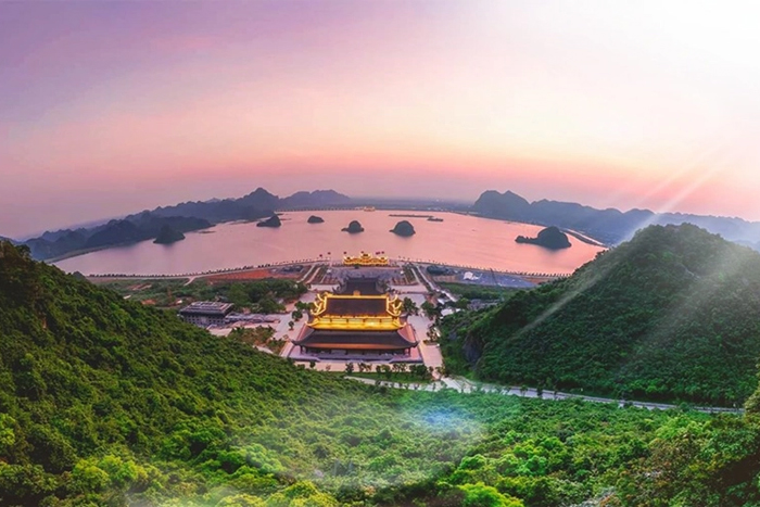 Tam Chuc Pagoda