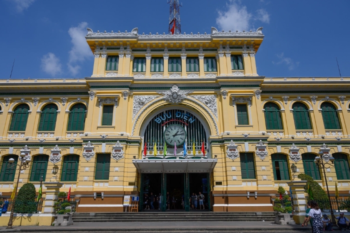 What to visit in Southern Vietnam in 14 days? Saigon Central Post Office