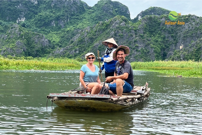 Boat trip to discover Ninh Binh