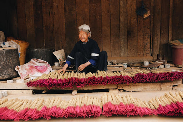 Take Cao Bang Ha Giang 1-week trip, visit Phia Thap incense village