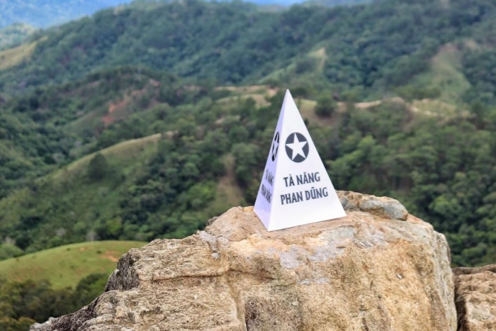 Checking in at the iconic landmark of Ta Nang – Phan Dung