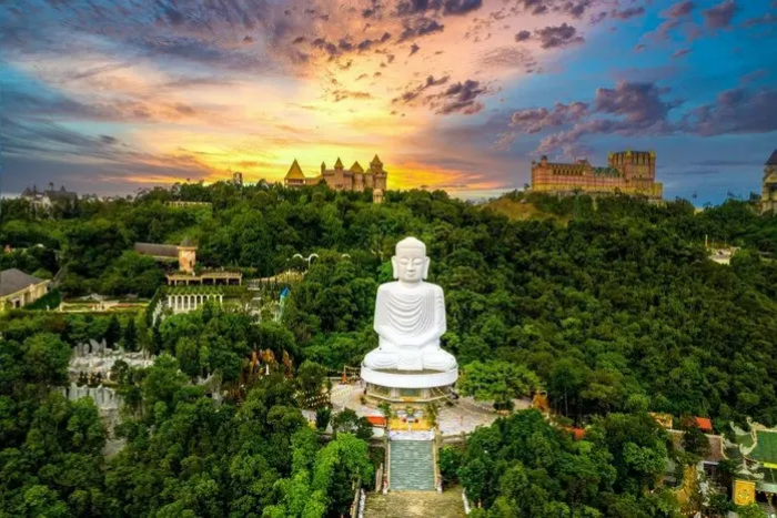 Linh Ung Pagoda at Ba Na Hills
