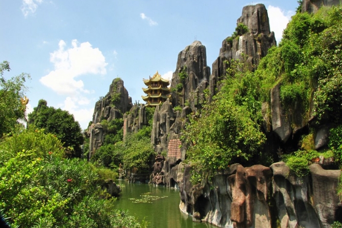 Discover the Marble Mountains - the must-see gem of Da Nang Vietnam
