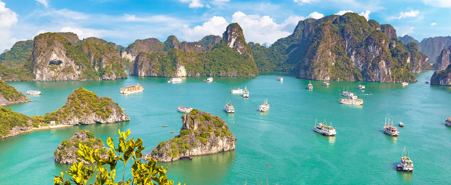 Overnight Junk in Halong Bay