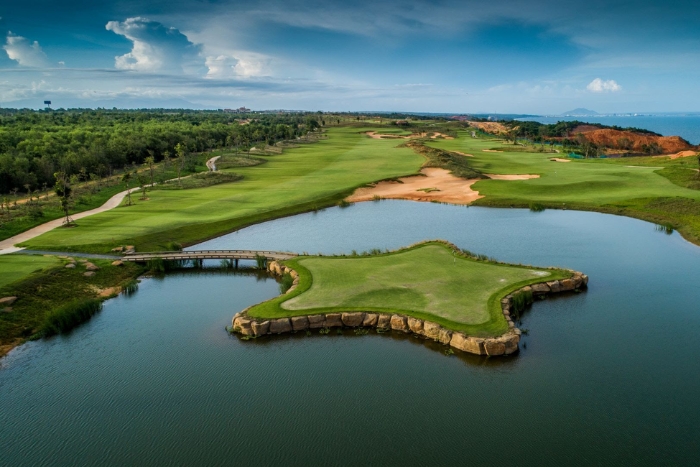 Golf Courses in Saigon - Taekwang Jeongsan Country Club