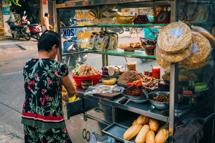A motorbike food tour Saigon explores local flavors