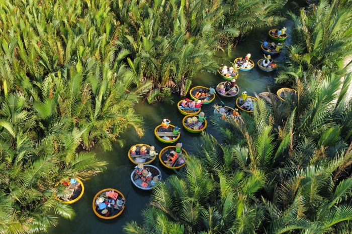 Experience the basket boat in the Bay Mau coconut forest in Hoi An