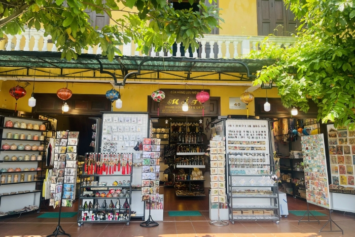 How much to spend in Hoi An&rsquo;s villages for a day to buy souvenirs?