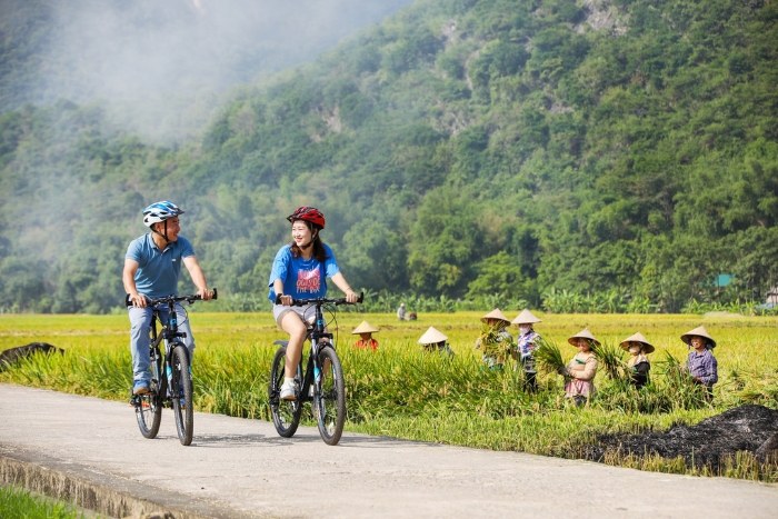 Why Choose to Visit Mai‎ Chau?