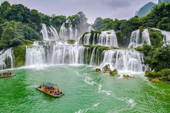 Ban Gioc waterfall