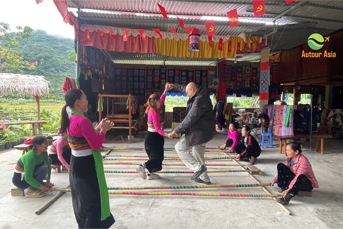 Cultural experiences with ethnic minorities