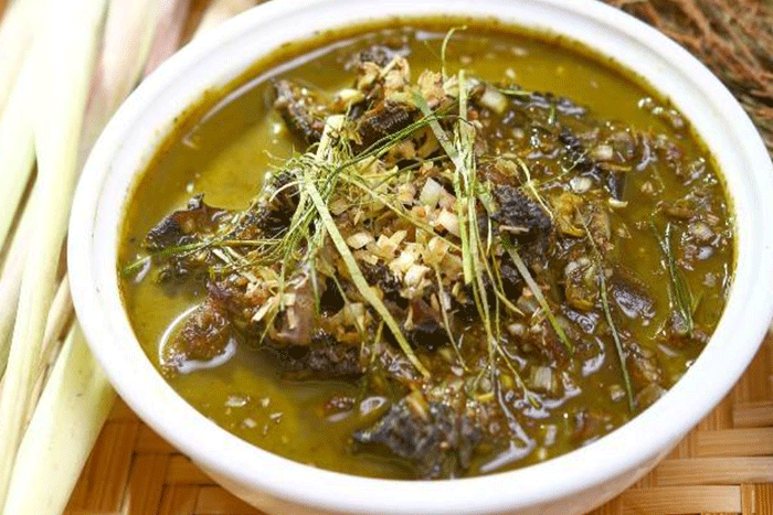 Pia soup - Top food to try in Mai Chau