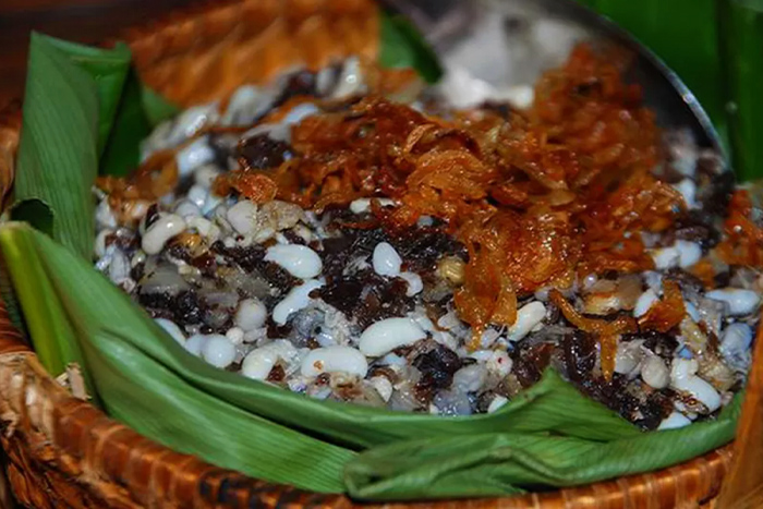 Xôi trứng kiến