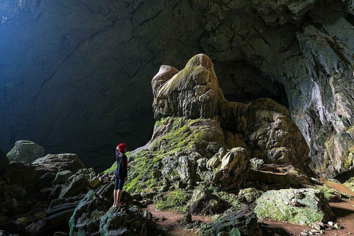 Discover the masterpiece Bat Cave in Kho Muong village, one of the best things to do in Pu Luong