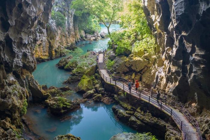 Phong Nha - Ke Bang National Park for nature lovers among Vietnam tourist spots